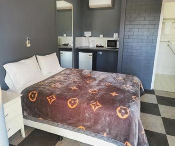 All Seasons Country Lodge