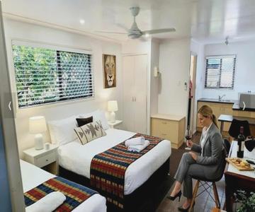 Xenia Central Studio Accommodation