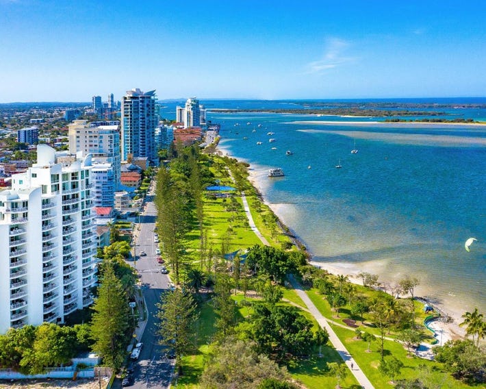 Crystal Bay on the Broadwater