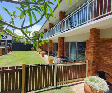 Shelly Beach Motel