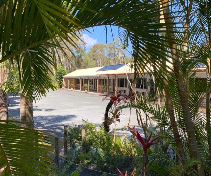 Tin Can Bay Motel