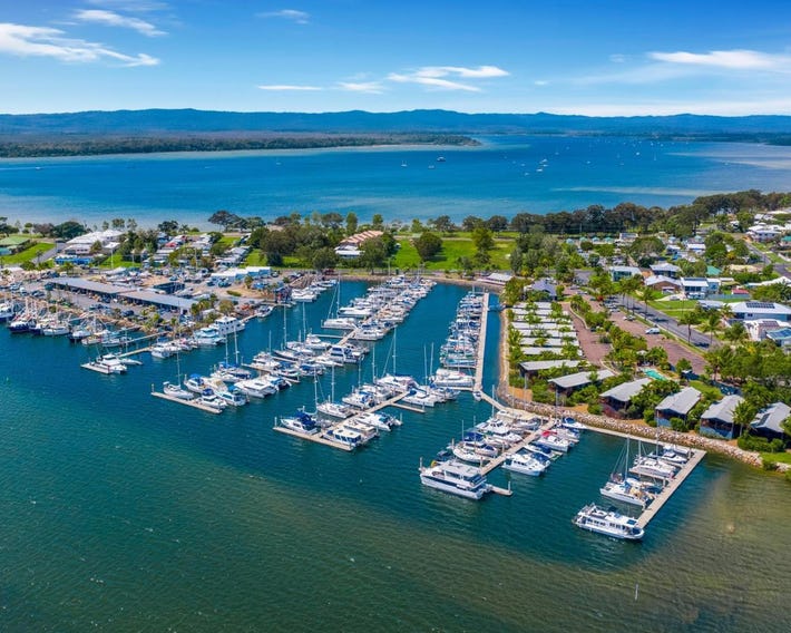 Tin Can Bay Marina Villas
