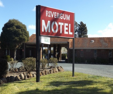 Rivergum Motel