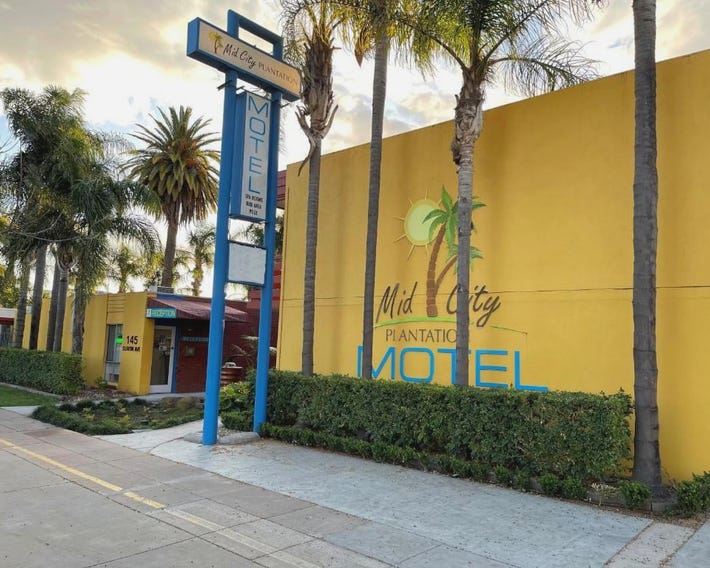 Mid City Plantation Motel