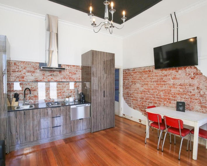 Indulge Apartments -The Urban Collection