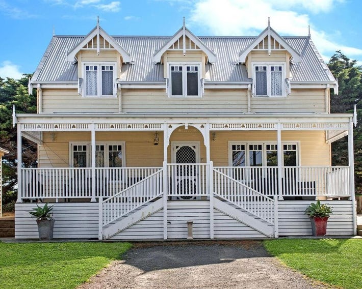 Dunes - Elegant Beach Villa with huge heated swim spa