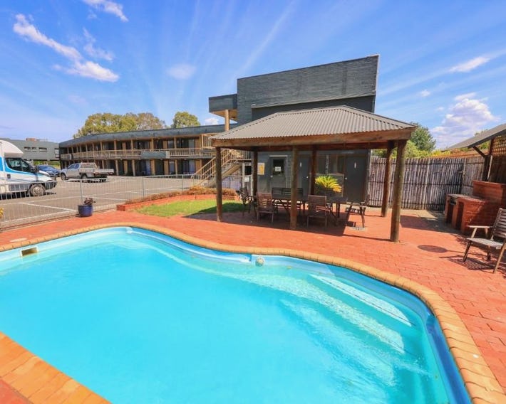 City Reach Motel