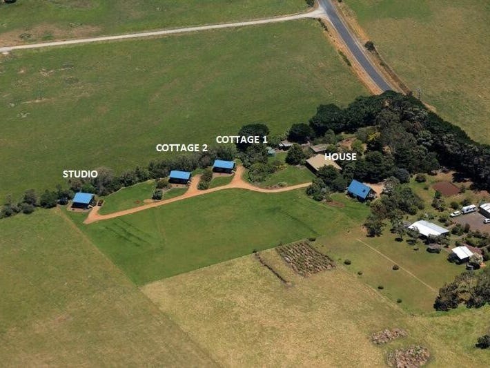 Black Cockatoo Cottages