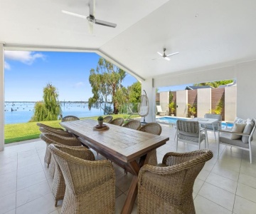 Woodbine Waters Lakehouse