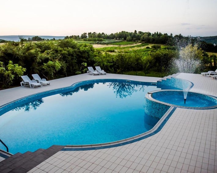 Villa Monako 2000