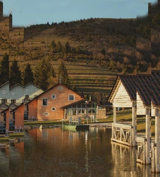 Lake House Bebic