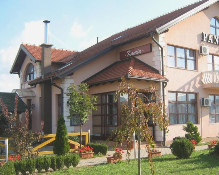 Pansion Kamin