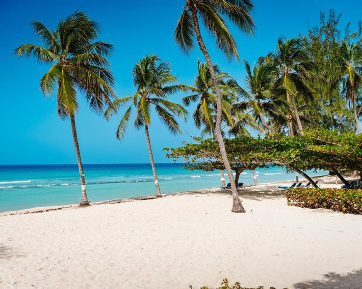 Coconut Court Beach Hotel