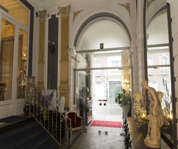 Station Hotel