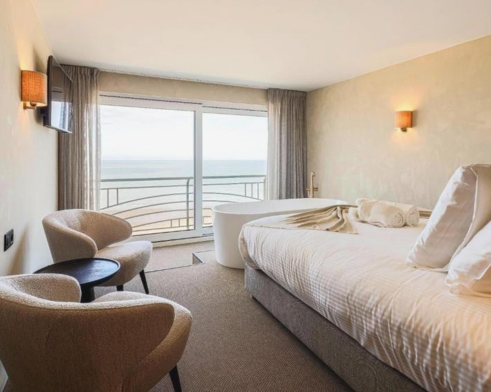 Hotel Beach Palace by CW Hotel Collection
