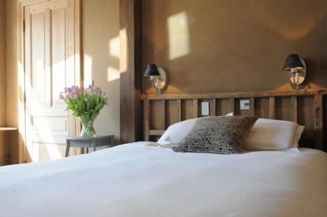 1669 B&B