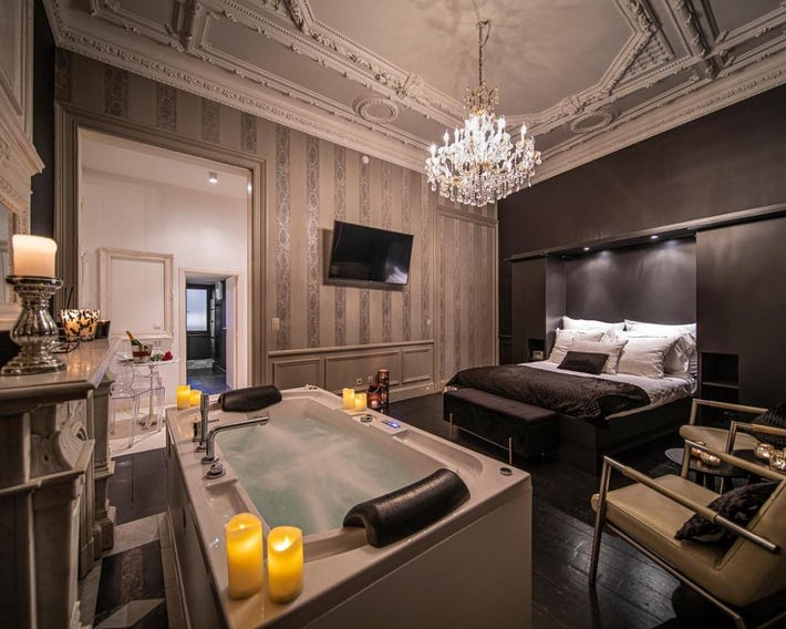 Maison Noppius - Love Hotel