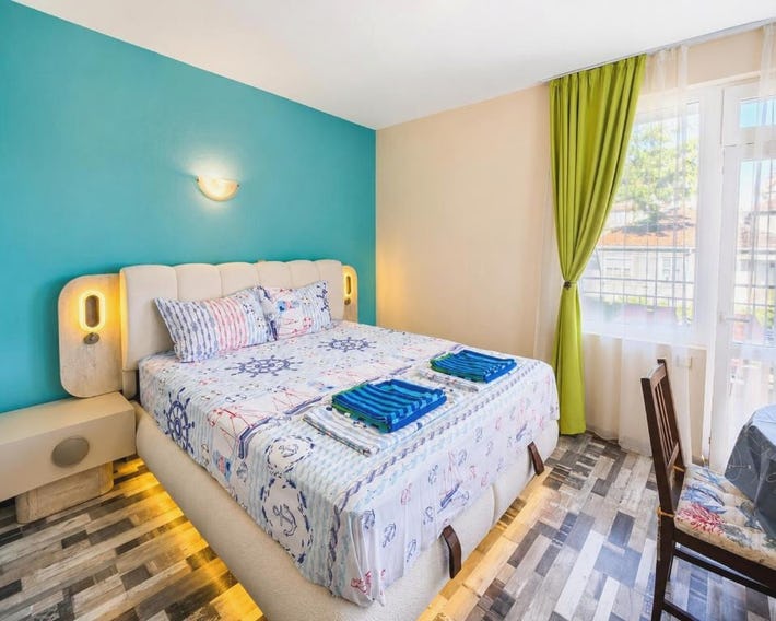 Kazlarov Guest House