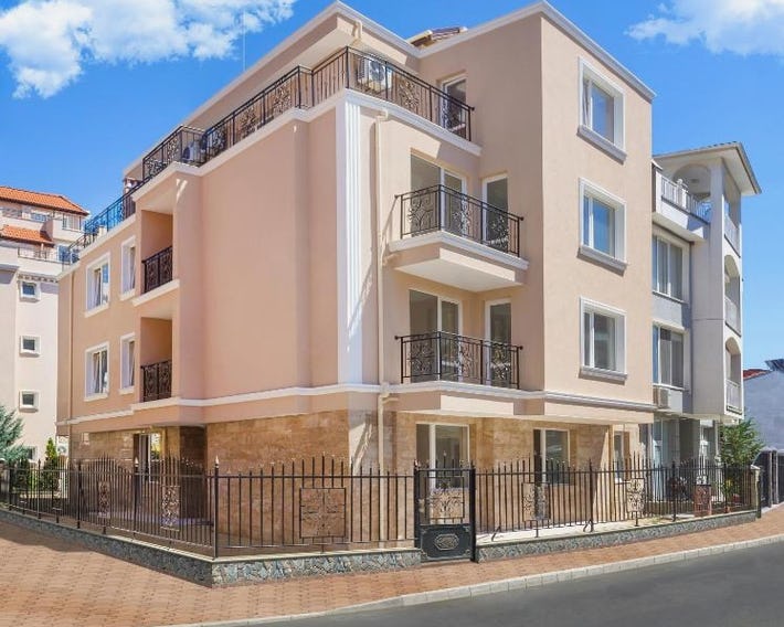 Feniks Apartments