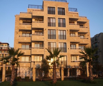 Golden Dunes Primorsko Apartments