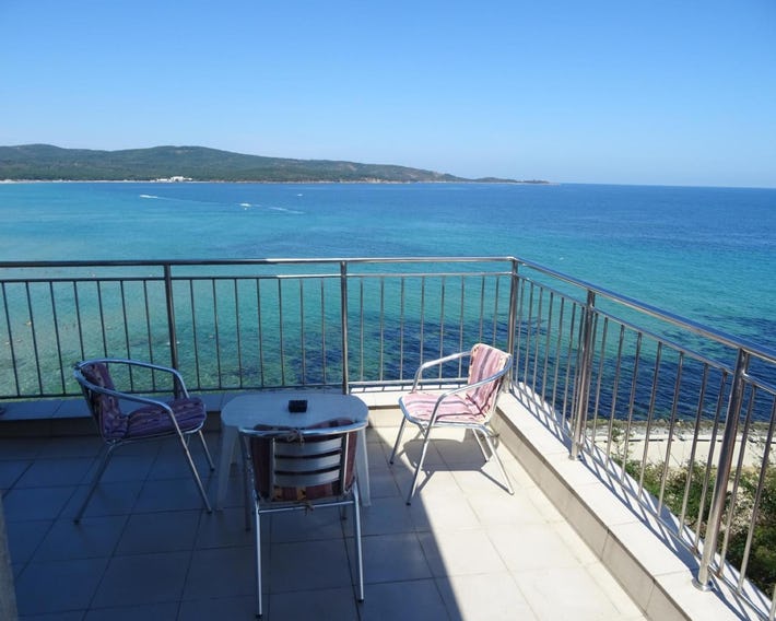 Dobrevi Guest House