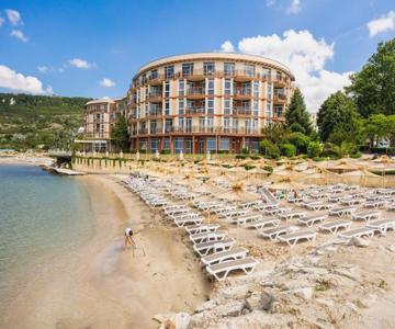 Royal Bay Resort
