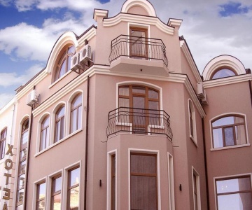 Central Family Hotel