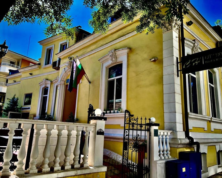 City House Hotel & Restaurant
