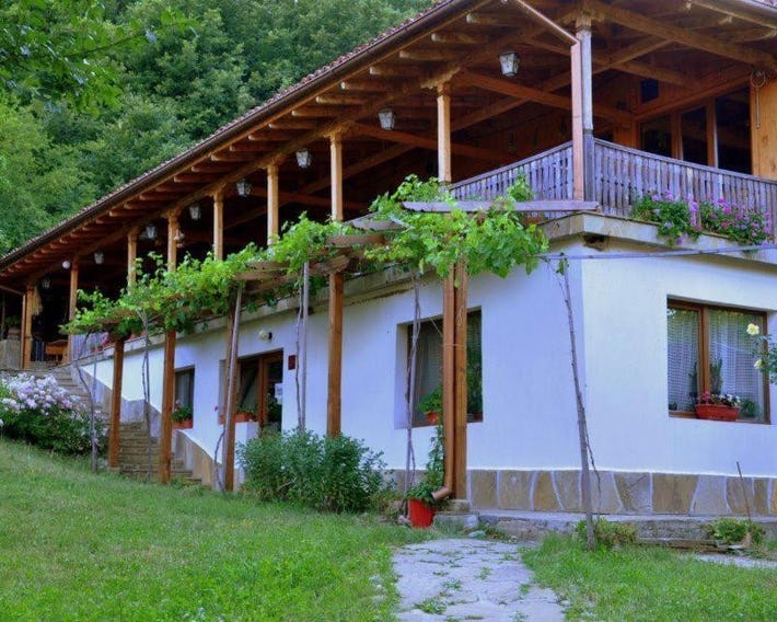 Sinia Vir Eco Residence