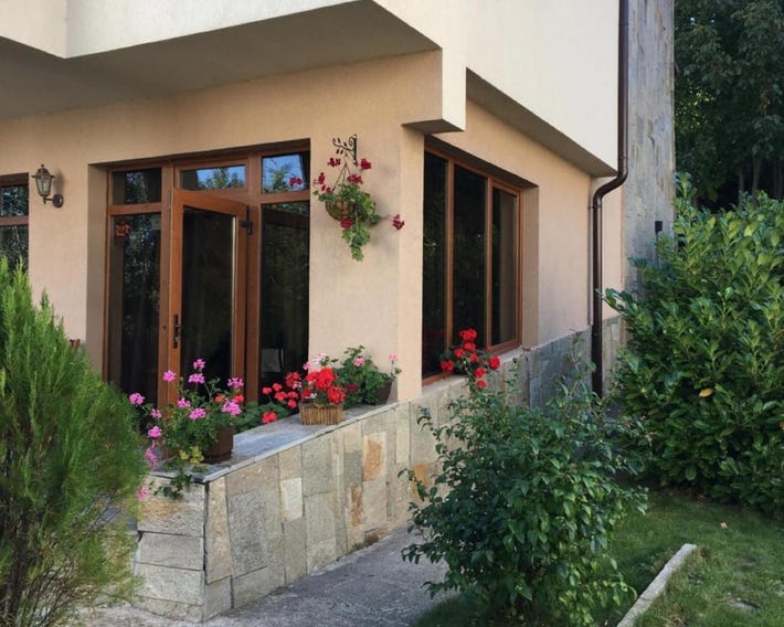 The Lake Villa