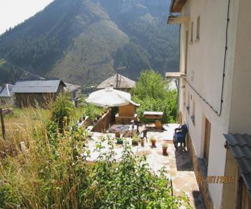 Kristal Guest House