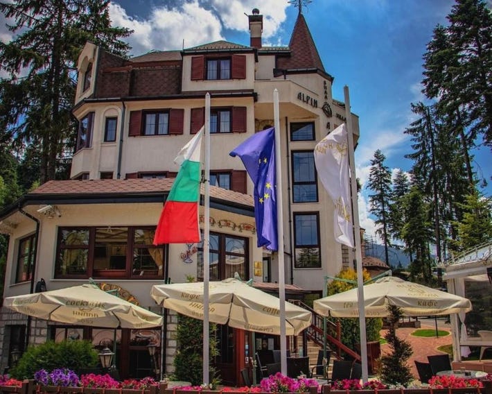 Alpin Borovets, ALPIN BOROVET