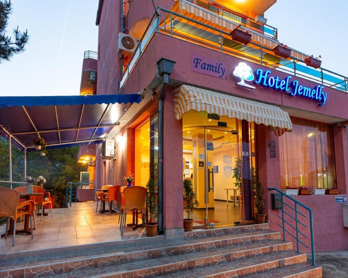 Hotel Jemelly