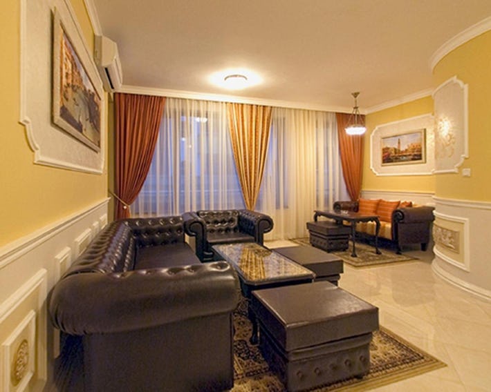 Venice Apartments