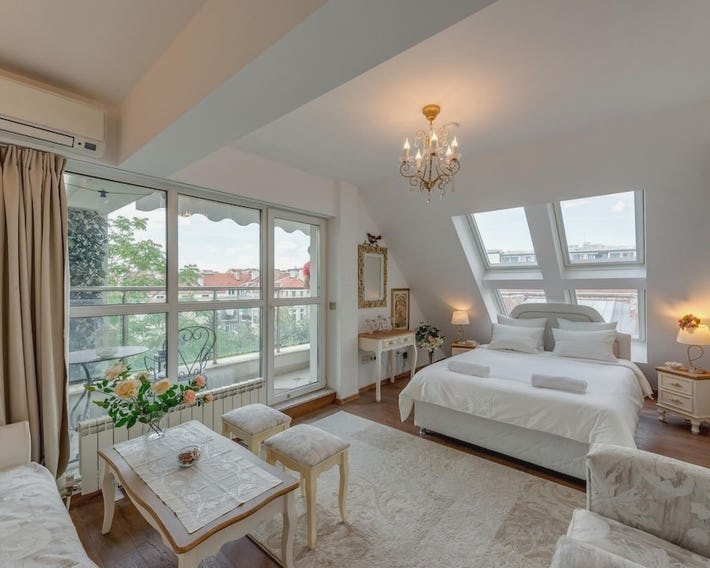 Luxury And Sunny Studio With A View In Top Centre