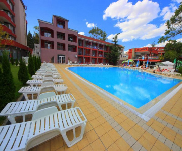 Menada Zornitsa Apartments