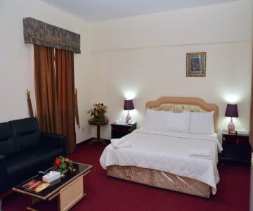 Aradous Hotel