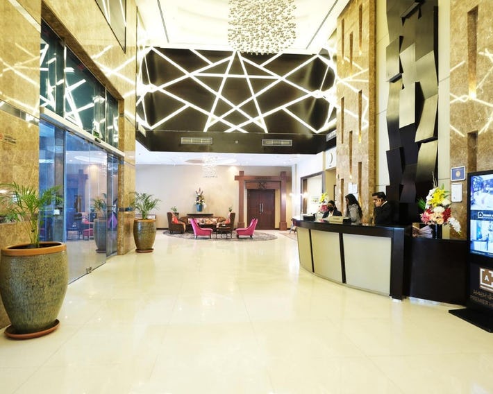 Premier Hotel