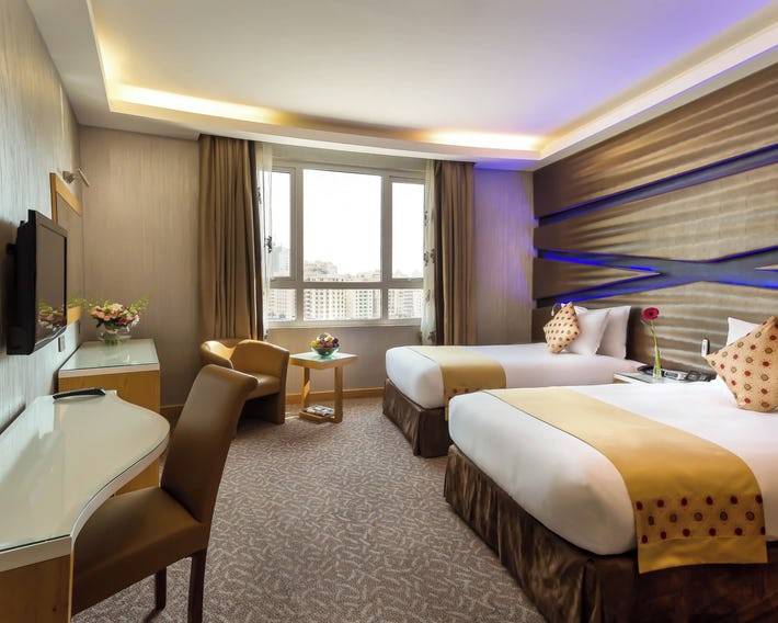 Al Safir Hotel