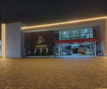 Premium Hotel