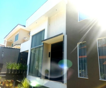 Pousada Flor De Lis Homestay