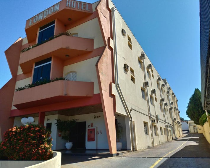 Hotel London