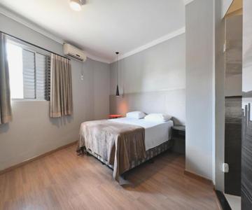 Hotel PrimeInn Excelente Custo Benefício e Taxas de Estacionamento Isentas