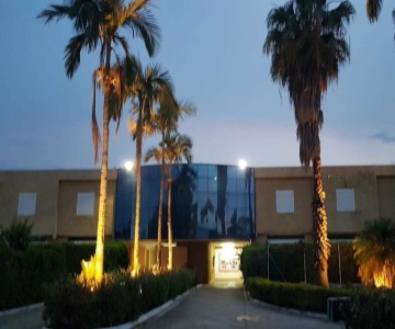 Liverpool Hotel & Motel