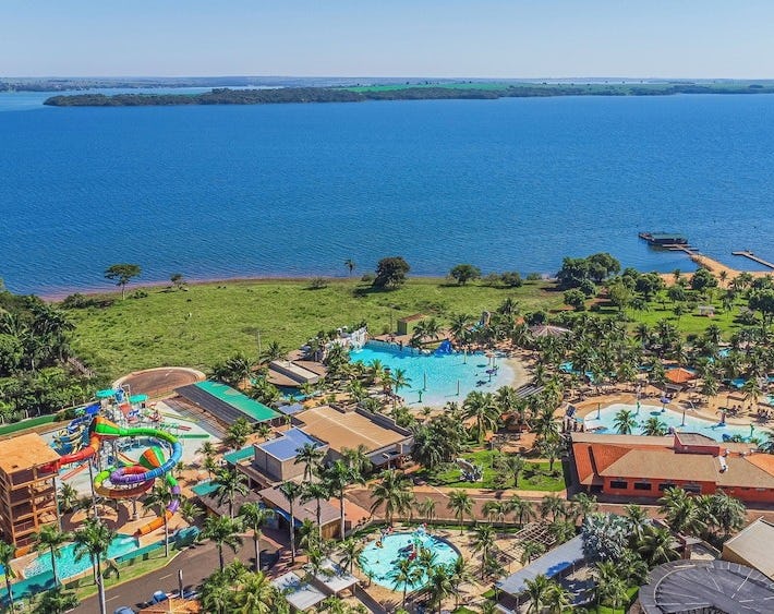Grandes Lagos Resort & Parque Aquatico
