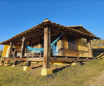 Chalés Vila Real - Tranquilidade na Serra de Carrancas - Piscina com uma vista espetacular do Pôr do