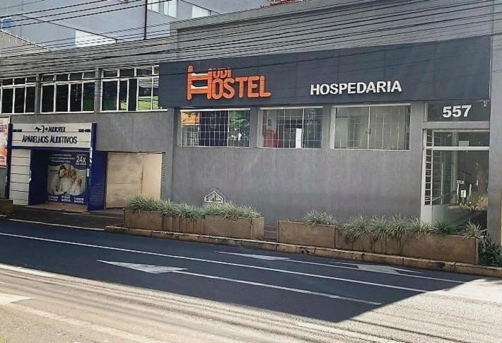 UDI Hostel Hospedaria