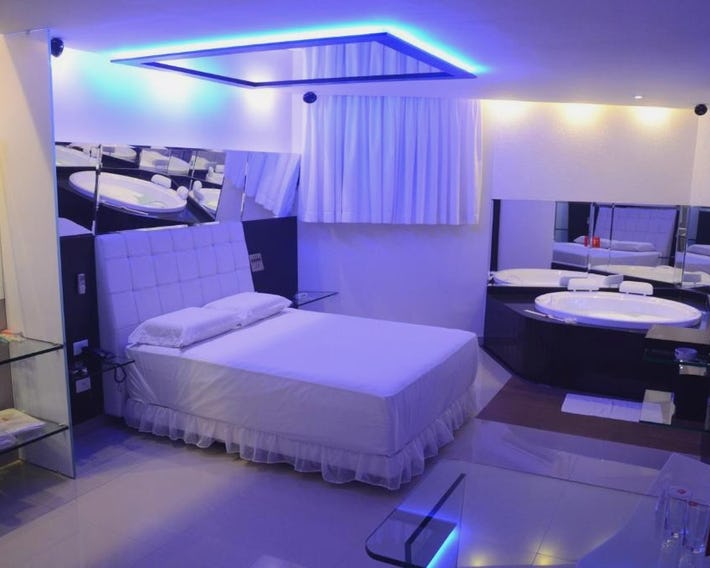 Eros Hotel - Adult Only