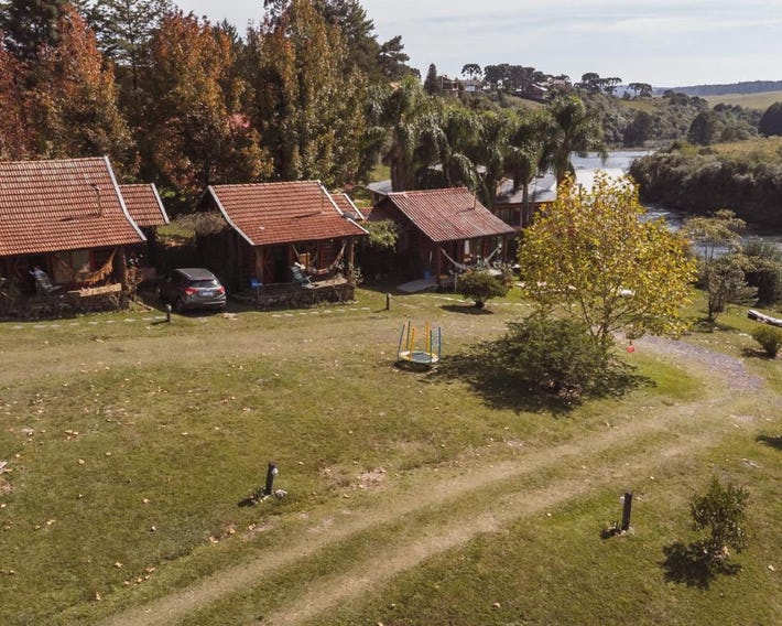 Casa no Campo, aconchego com lareira e banheira em quase todas Cabanas!