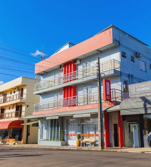 Teuthos Hotel